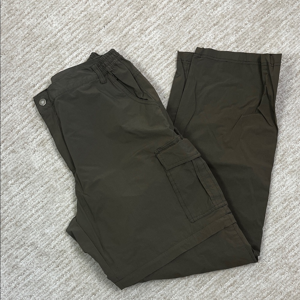 Unitop Women’s XXL Convertible Zip-Off Hiking Cargo Pants Olive Quick Dry